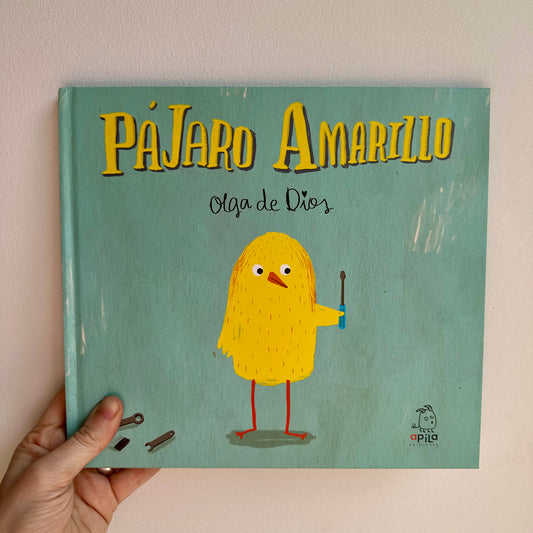 PÁJARO AMARILLO